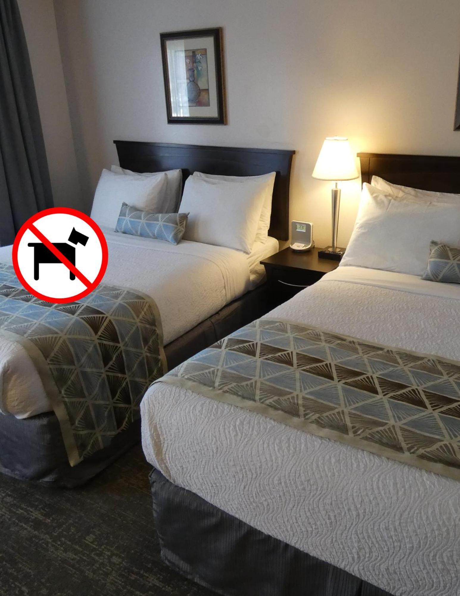 Dilworth Inn Kelowna Dış mekan fotoğraf